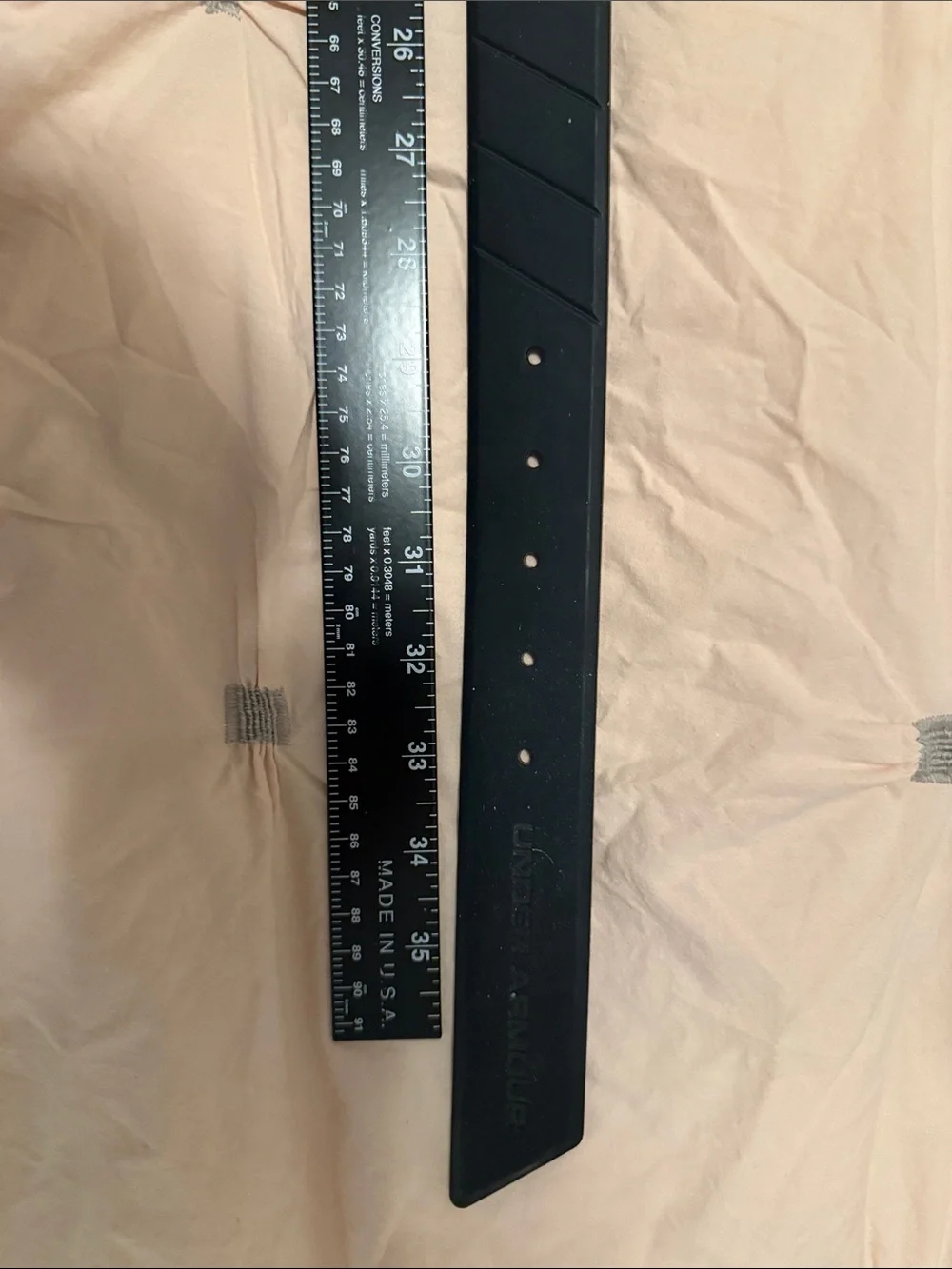 Under Armour Black Silicone Men's Logo Buckle Belt size 31